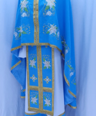 Шати для священнослужителів вишиті Ф27 голубі з білою лілією